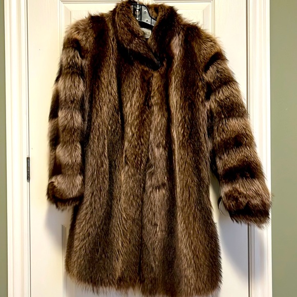 Smith & Dion Furs Jackets & Blazers - VINTAGE FUR COAT